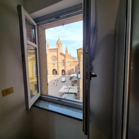 Palazzo Ciravegna, Duomo View Apartamento *