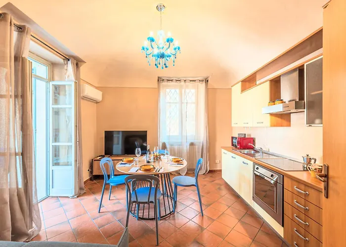 Palazzo Ciravegna * 알바