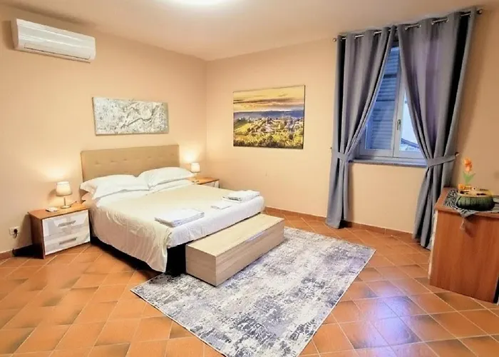 Palazzo Ciravegna 알바